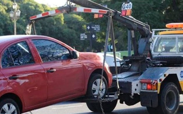 Seguro de autos: sigue en pie eliminación del servicio de grúas