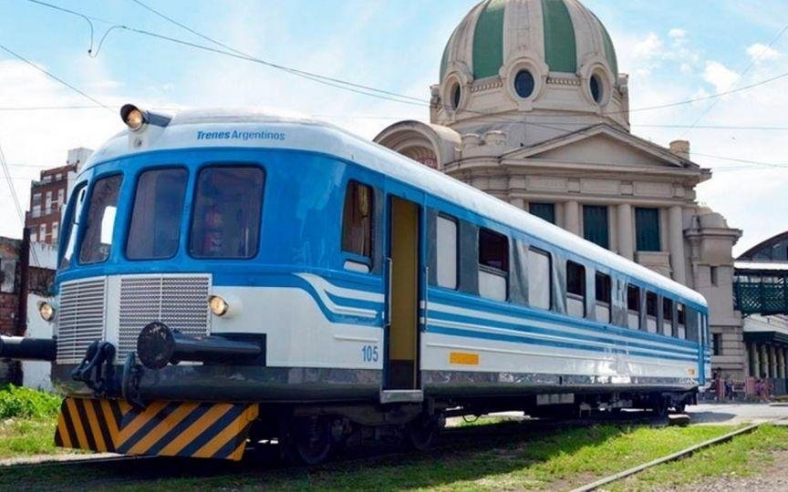Suman seis frecuencias al servicio del sábado del Tren Universitario
