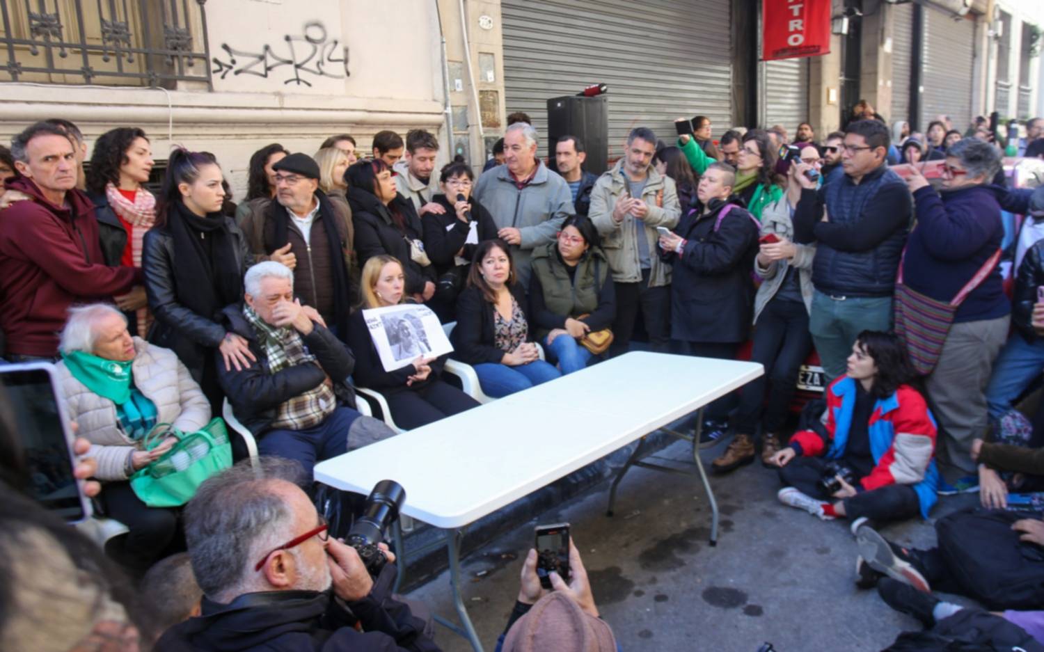 Movilizan por los detenidos en los incidentes del Congreso