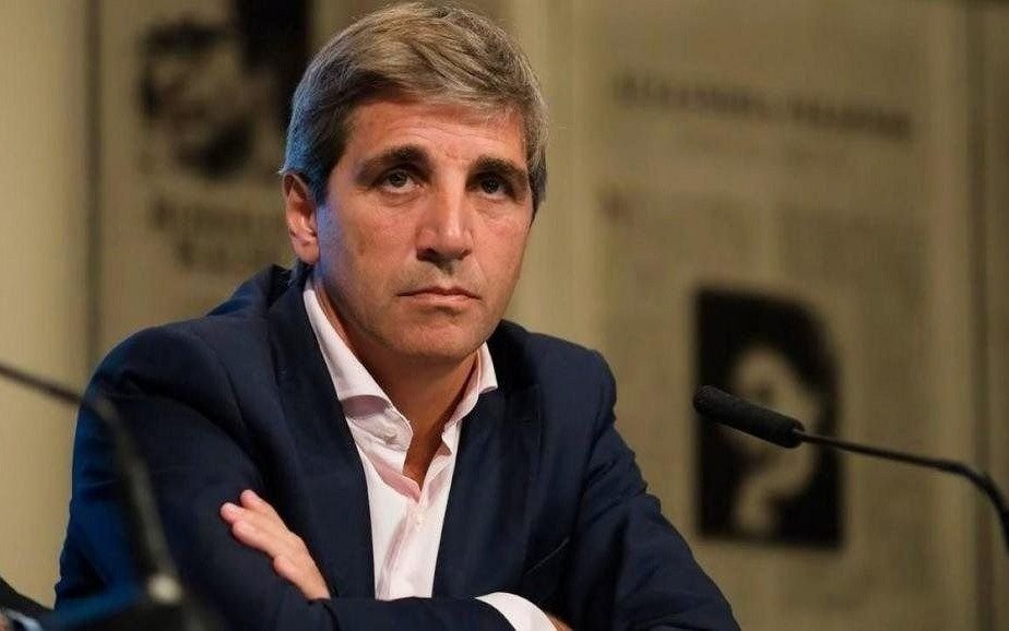 El culo de Caputo y las penas de Marina y Fátima