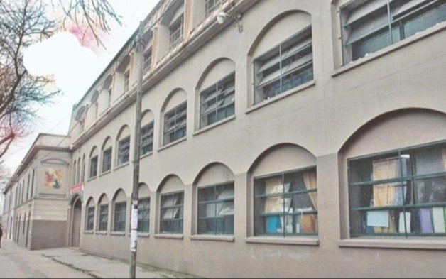 Crece el revuelo por fotos trucadas de alumnas de La Plata: qué se sabe del nuevo caso en un colegio católico