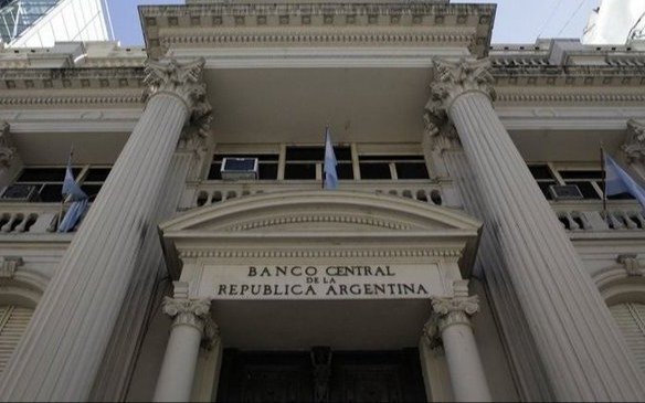 Ferreres: “Pasar deuda del Central al Tesoro es una especie de Plan Bonex”