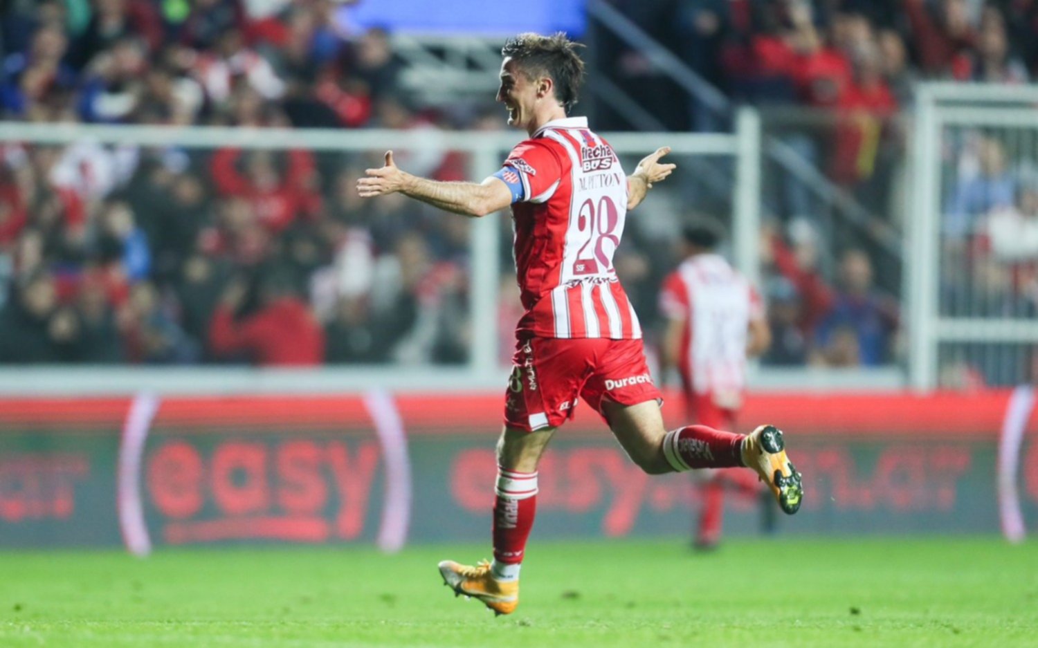 Unión le ganó a Central, que sobre la hora falló un penal