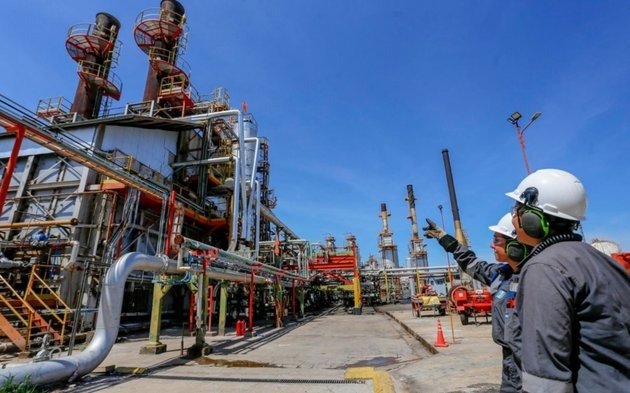 YPF ya acordó ventas de seis áreas convencionales