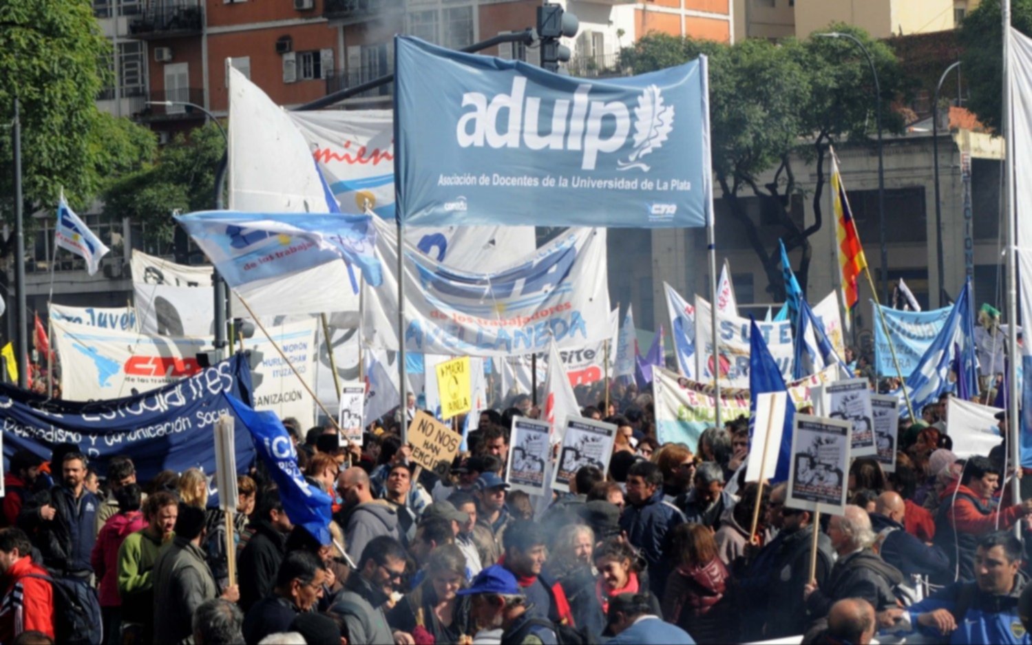 Tras una reunión fallida con el Gobierno, los universitarios harán paro