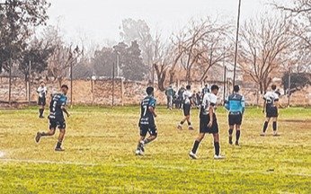 Escándalo en Fénix: un DT, echado por apuestas