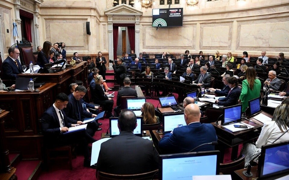 Los senadores se subieron las dietas 6,5%: cobrarán $9 millones por mes