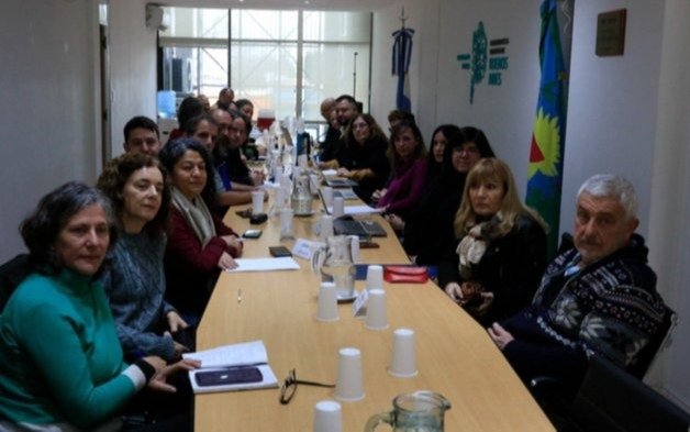 Gremios docentes bonaerenses aceptaron la oferta de suba salarial
