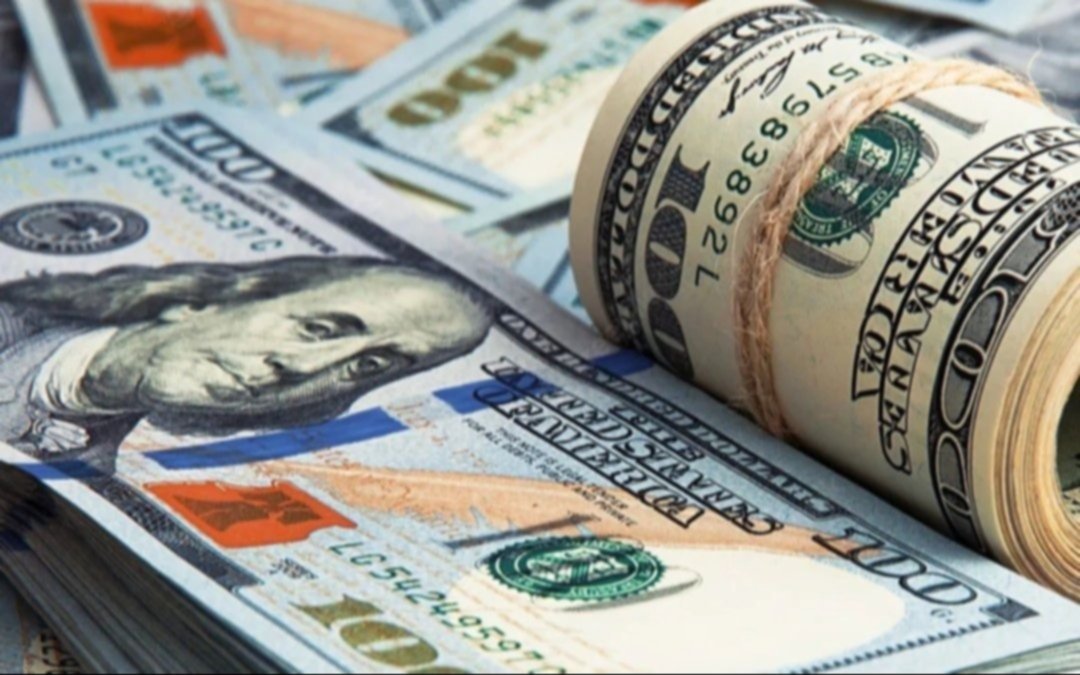 Sube el blue mientras el Central compra “verdes”