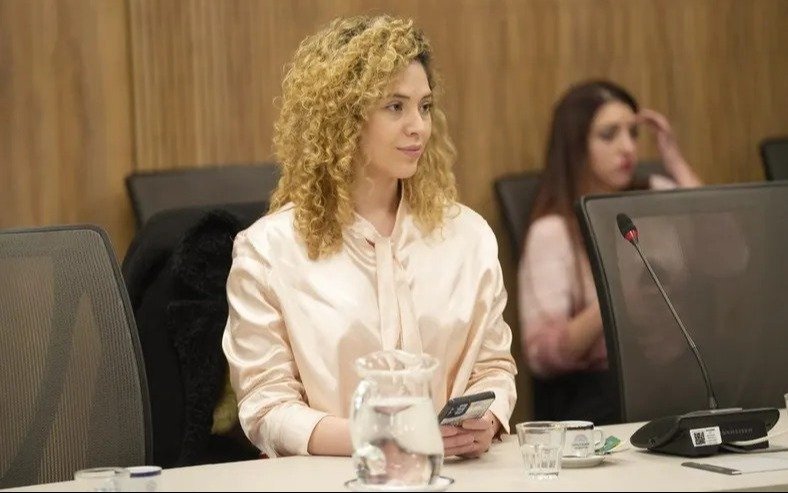 En medio de la interna, echarían a una diputada del bloque libertario