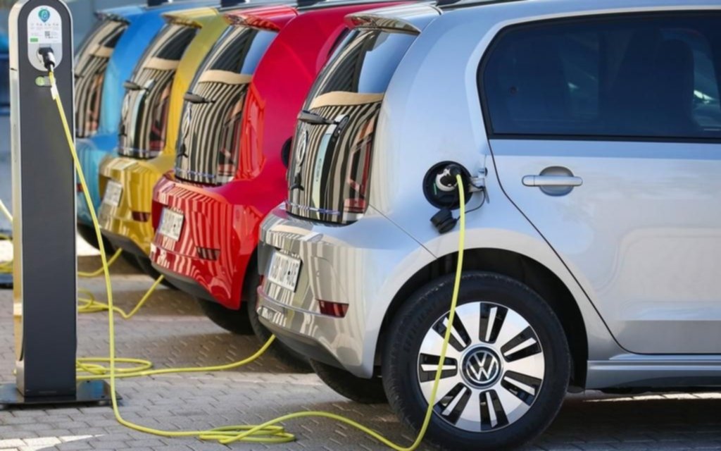 Diálogo entre China y la UE por los autos eléctricos