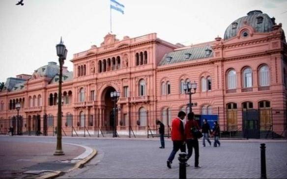 Los libertarios llegaron para renovar la política, pero adoptan actitudes del pasado