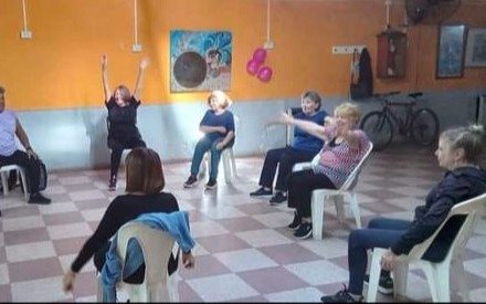 Clubes e instituciones: Opciones de deportes, taller charla y bailes