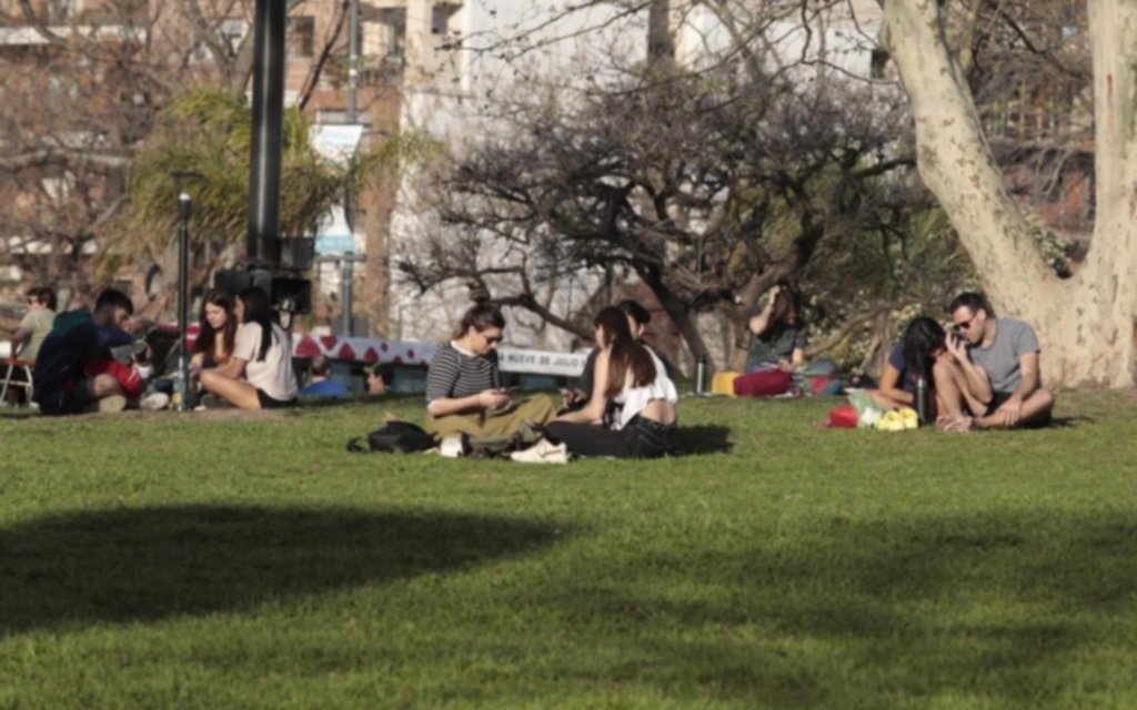 Tras un domingo gris, cesó el alerta meteorológico en la Ciudad