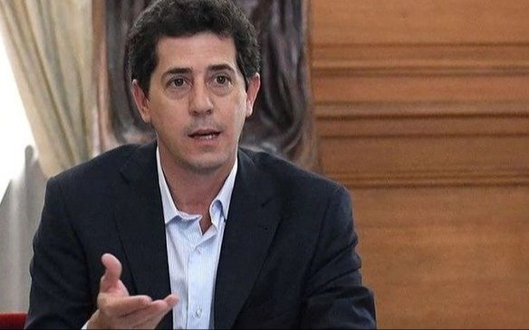 De Pedro agitó la interna y apuntó al Gobernador