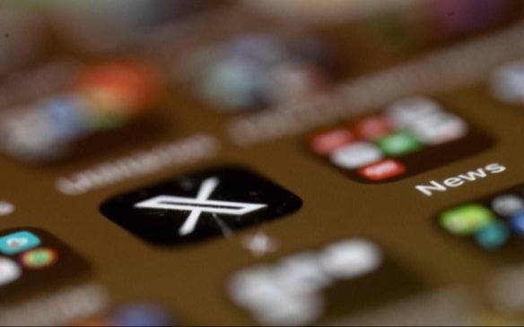 X “cumplió exigencias” y pide volver a Brasil