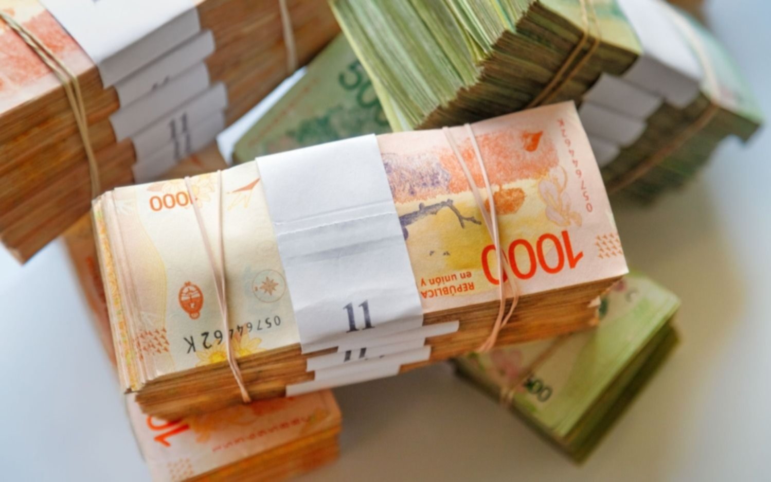 El 70% de los empleados registrados cobró menos de $550.000