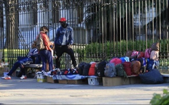 Destacan la relocalización de vendedores ambulantes