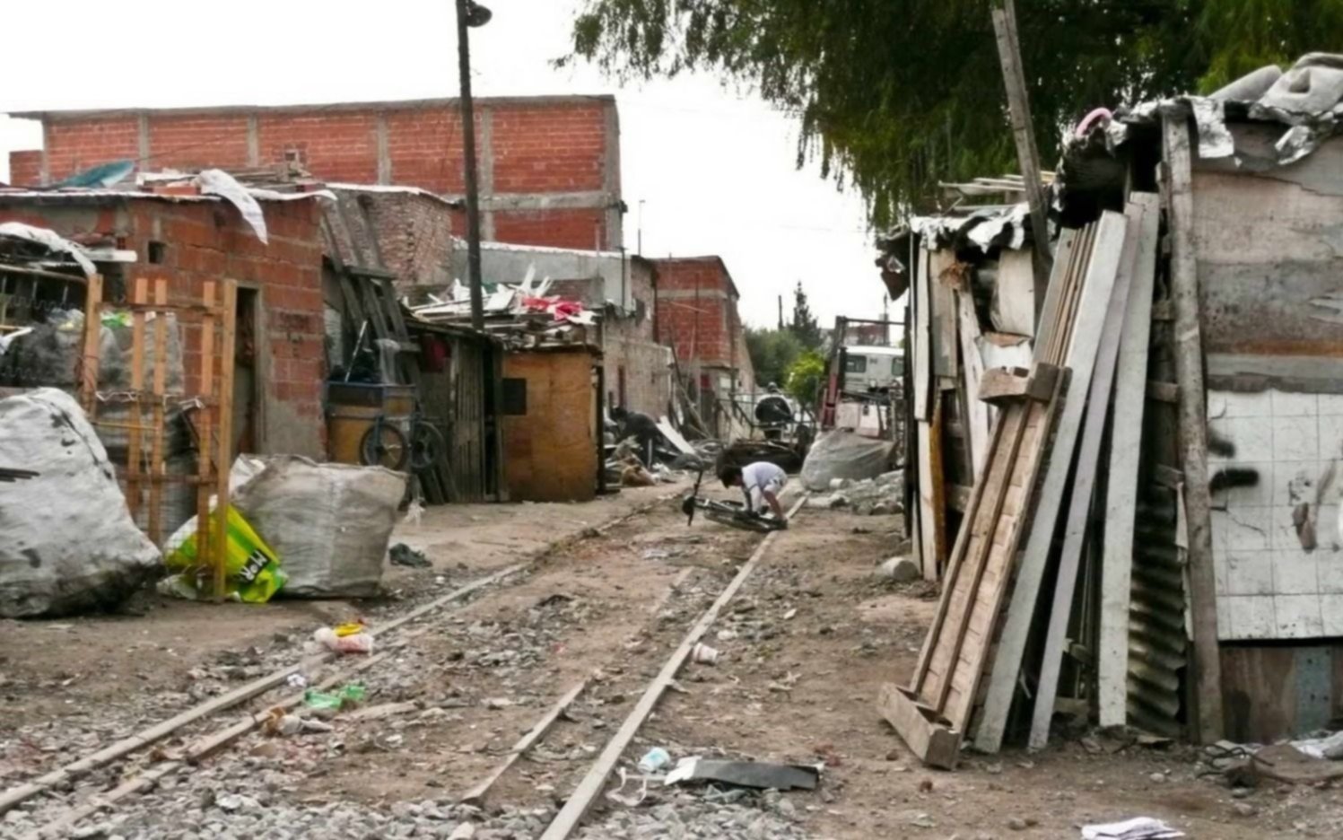 Una historia de la pobreza argentina entre 2002 y 2024