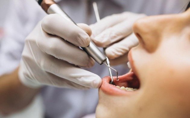 Alumnos de Odontología atendieron a 800 chicos