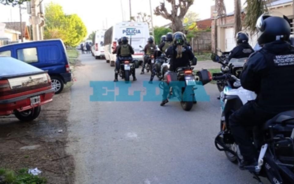 Drogas, armas y detenidos en el megaoperativo de La Plata: qué se sabe de la banda que aterraba a vecinos de City Bell