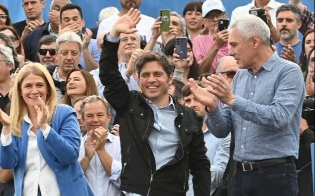 La “nueva melodía”, el detonante de una pelea que va en aumento