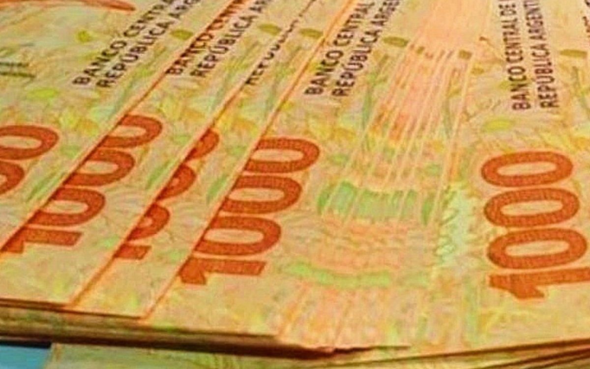 Un argentino paga por año hasta 51 impuestos sobre el consumo