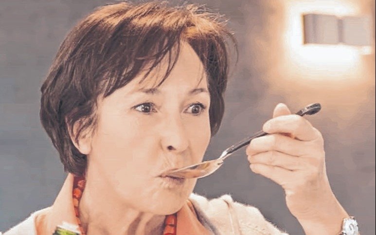 Tomar una cucharada de aceite antes de beber alcohol: ¿una realidad? 