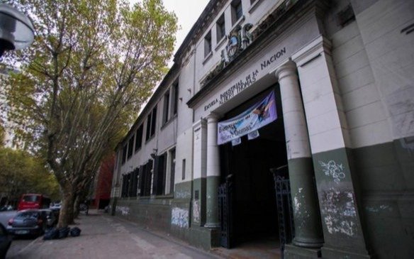Trabajadores del Albert Thomas realizarán una protesta frente a Educación