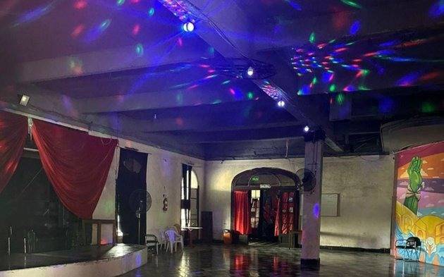 Denuncian un boliche en la universidad de las Madres