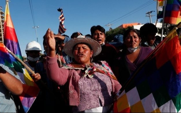 Por qué Bolivia se hunde en el caos