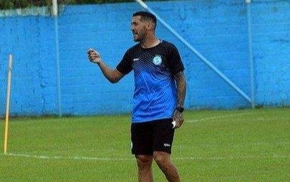 Pablo Miranda fue confirmado como DT de Villa San Carlos