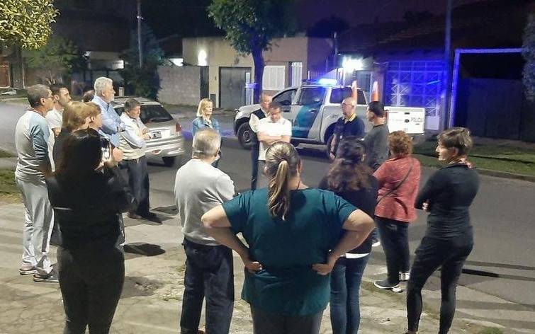 Ahora vecinos de Los Hornos son los que reclaman por la inseguridad