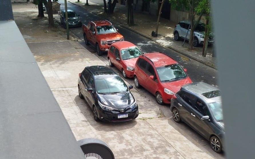 El estacionamiento, un problema que la Ciudad debe encarar y resolver