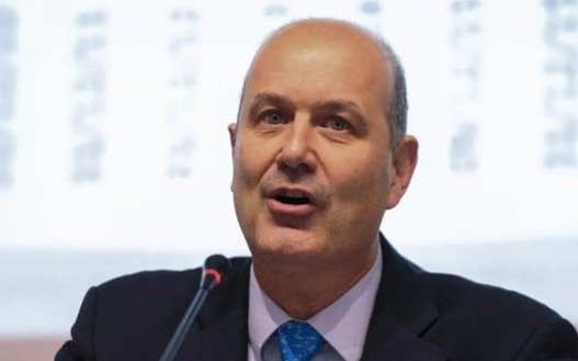 Sturzenegger festejó el cierre de 200 áreas del Estado