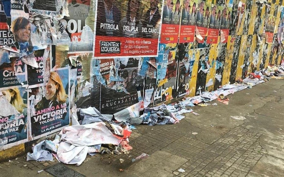 Piden prohibir la propaganda política en edificios comunales