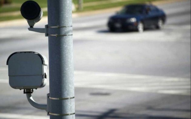 Un proyecto para limitar “abusos” de las fotomultas