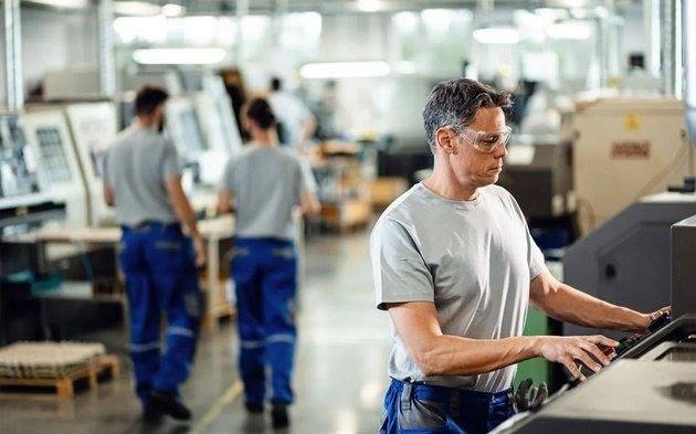 Se perdieron 200.000 empleos en solo un año