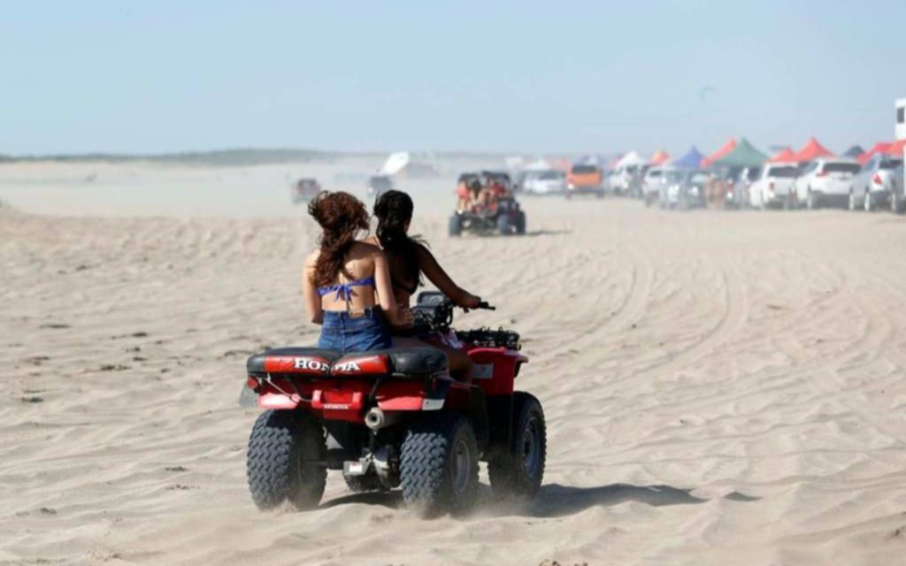 Inexplicable aún la permisividad para cuatriciclos y otros vehículos en las playas