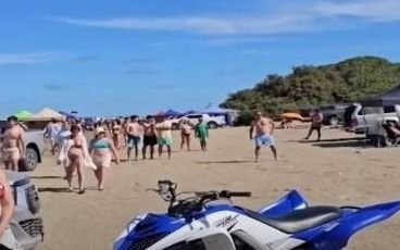 Un turista murió al volcar con un arenero en Costa del Este
