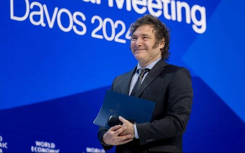 Milei apuntó contra “los imbéciles de izquierda”