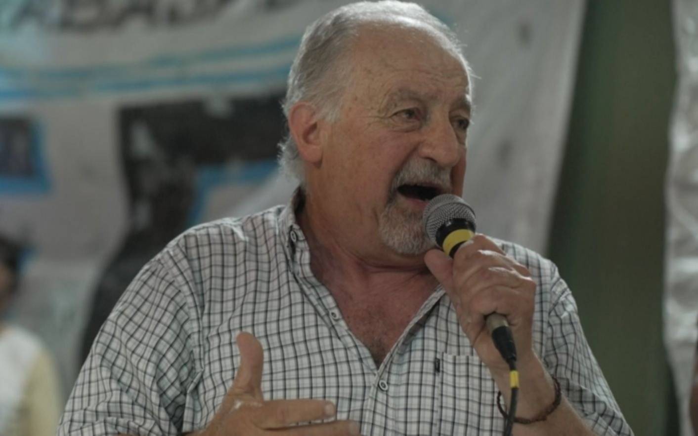 Piden un “frente popular” contra Milei