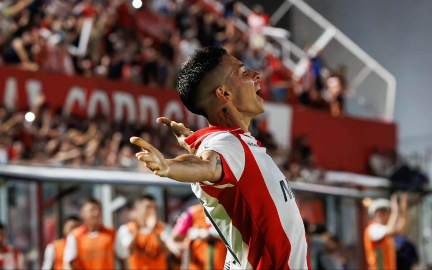Instituto también se aprovechó de Vélez