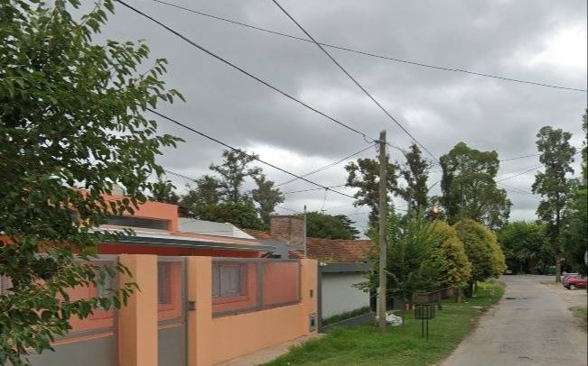 Situación límite en City Bell Roban 20 mil dólares de una escribanía