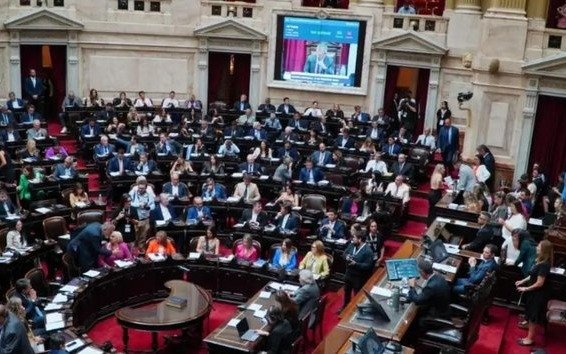 Impulsan la ley de ficha limpia de jubilaciones de privilegio