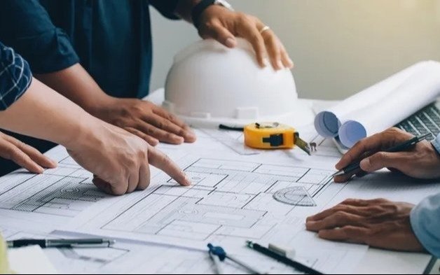 Arquitectos reclaman por obras “paralizadas”