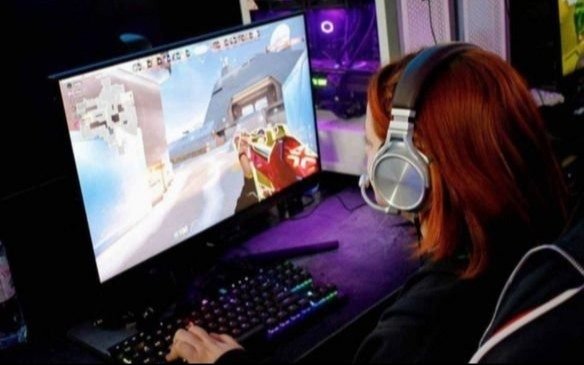 Informática abrió una carrera sobre “Esports”