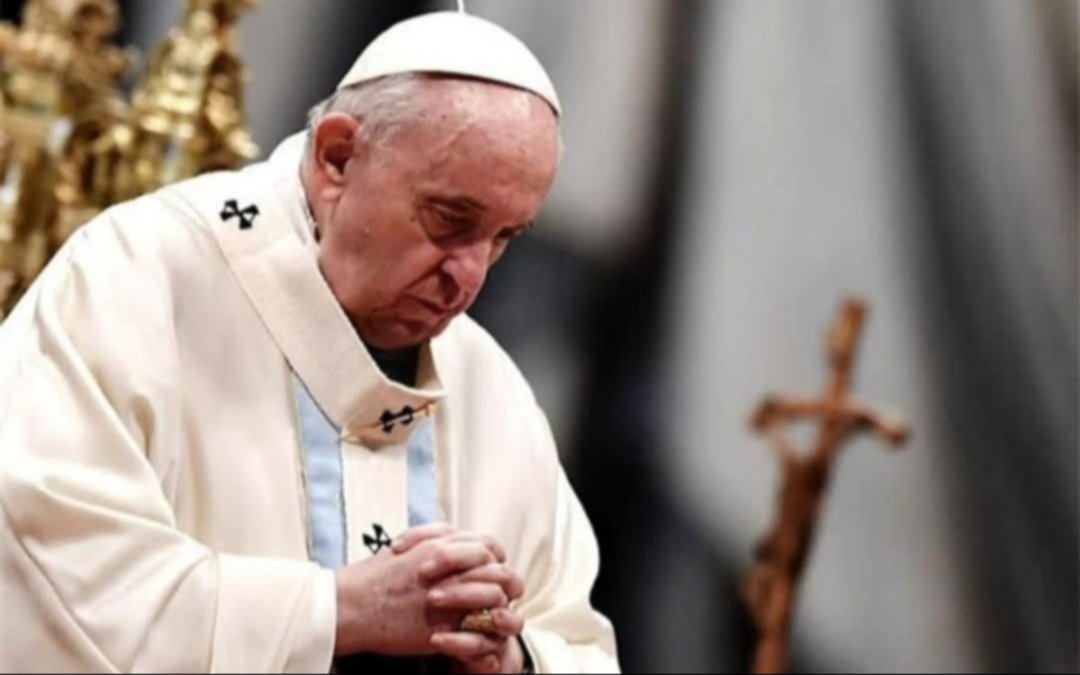 Realizan misa y muestra artística por la salud del Papa