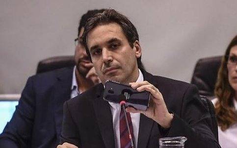 Quién es el juez de La Plata que frenó la transformación del Banco Nación en S.A.