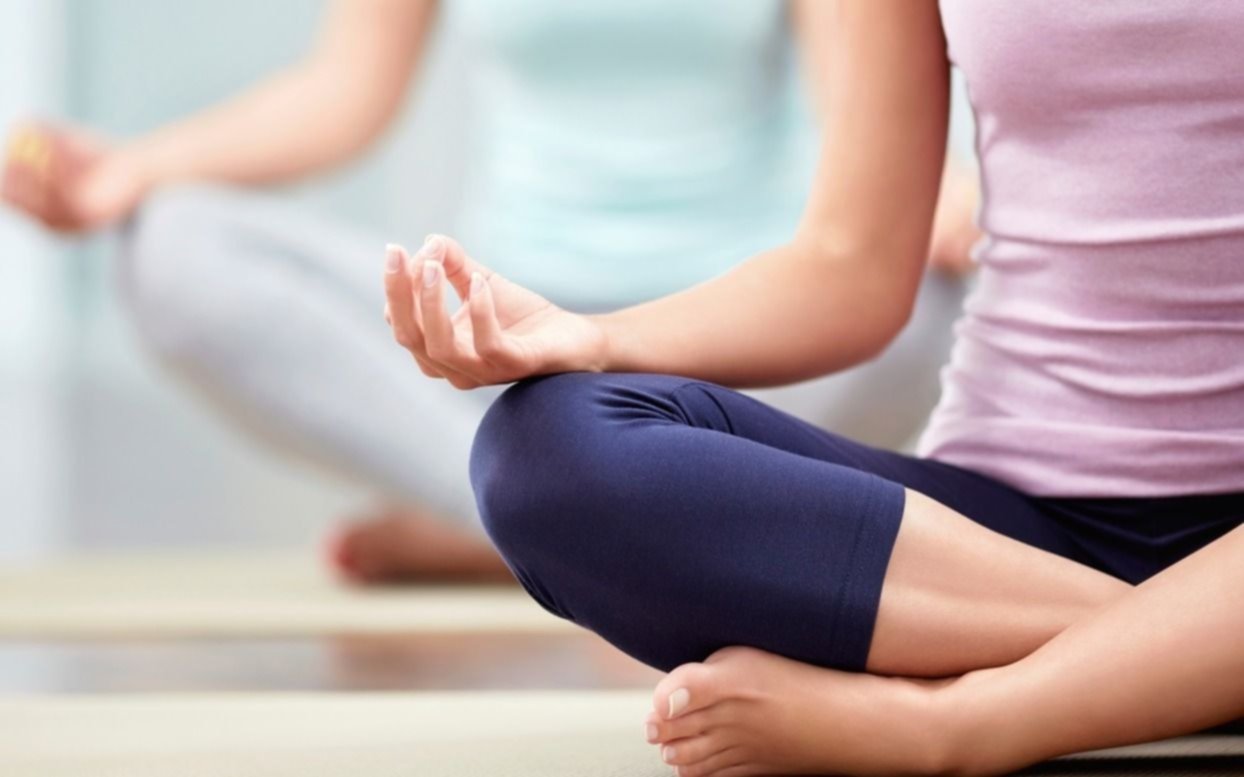 Actividades: Italiano, concurso escolar, yoga, newcom